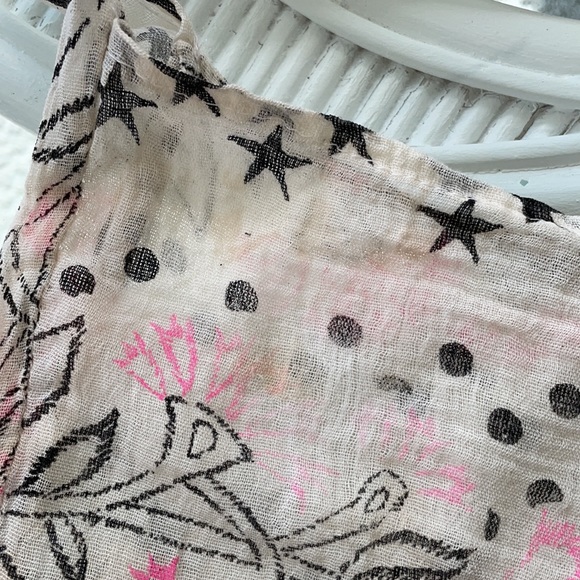 Free People Print Hobo Tote - Picture 4 of 6